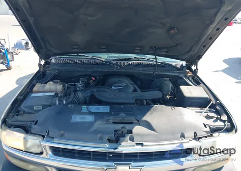 2002 Chevrolet Tahoe Ls из США, поврежденный, VIN 1GNEC13Z22R185509